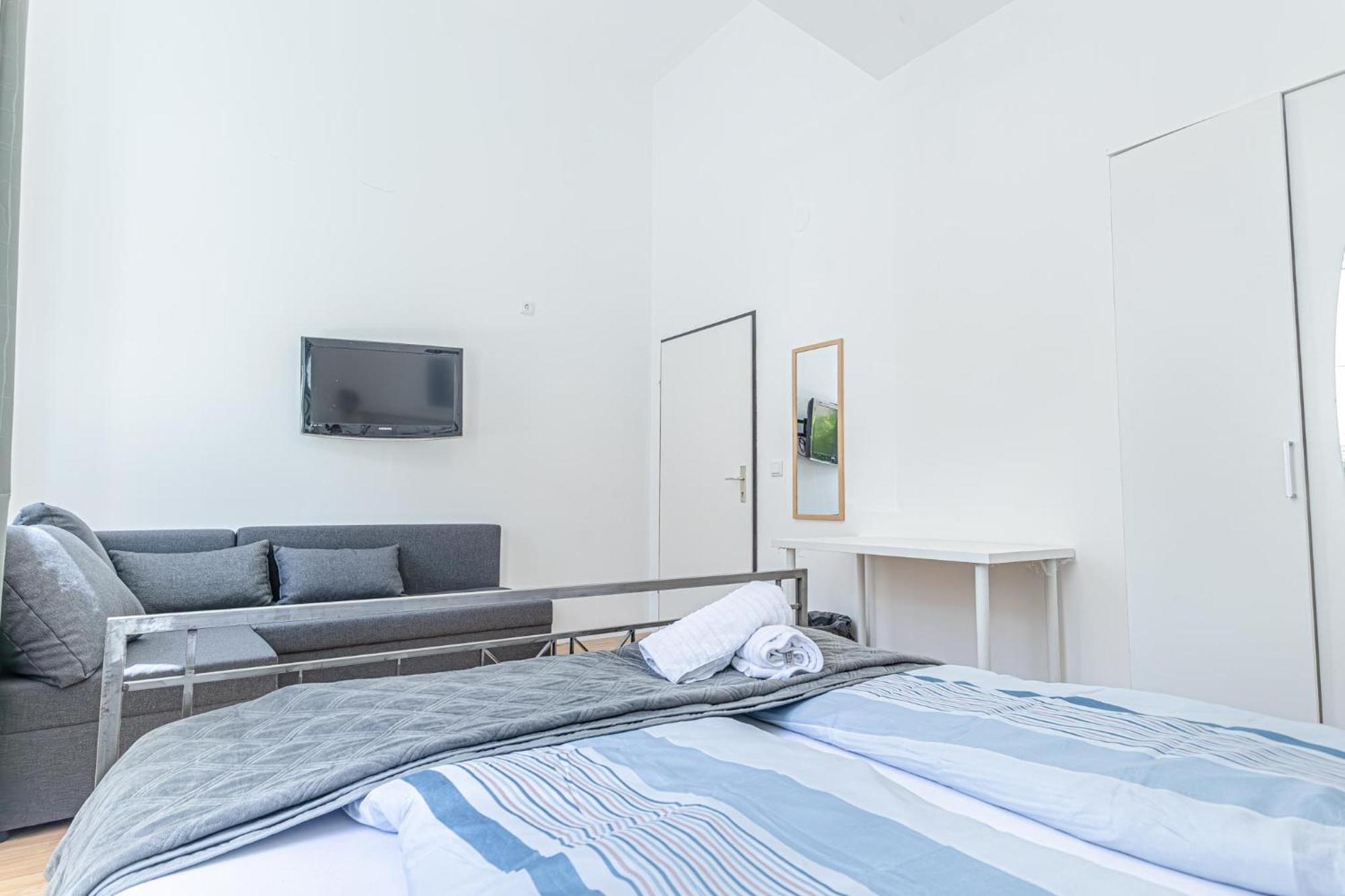 Loevly Shared 6Br With Garden Near Danube & Millenium City Viena Exterior foto