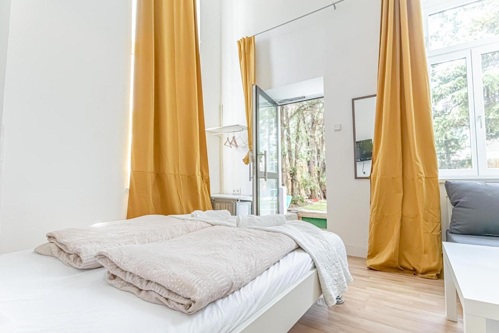 Loevly Shared 6Br With Garden Near Danube & Millenium City Viena Exterior foto